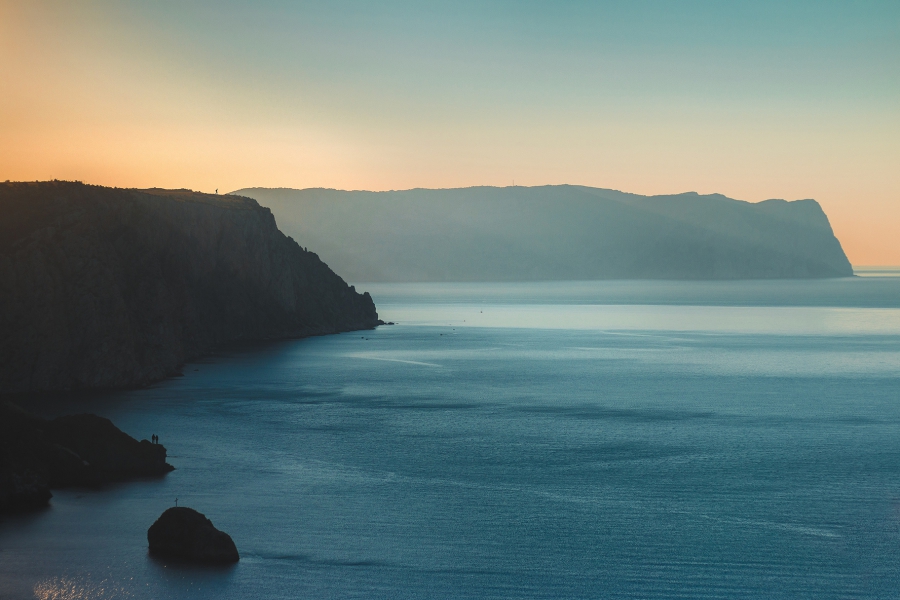 Photo_by_Nail_Gilfanov_on_Unsplash